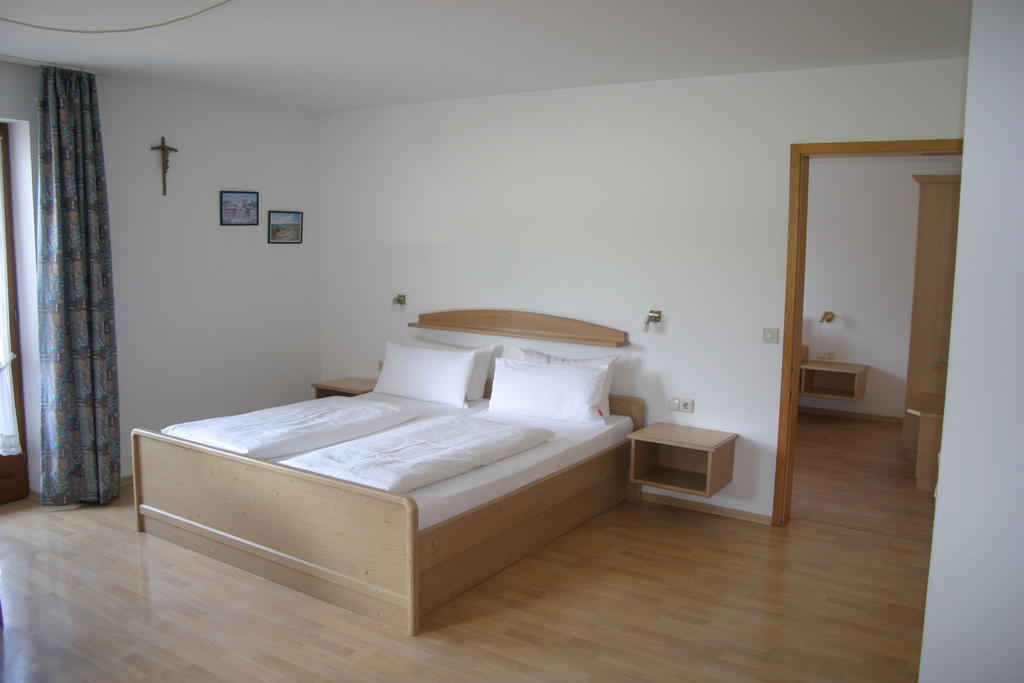Gaestehaus Elisabeth Schwangau Pokoj fotografie
